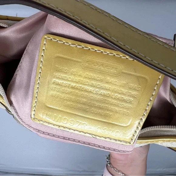 Vintage Coach Purse with matching wristlet | - Picture 14 of 16